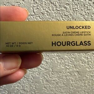 Hourglass Satin Crème Lipstick in Gold Case
